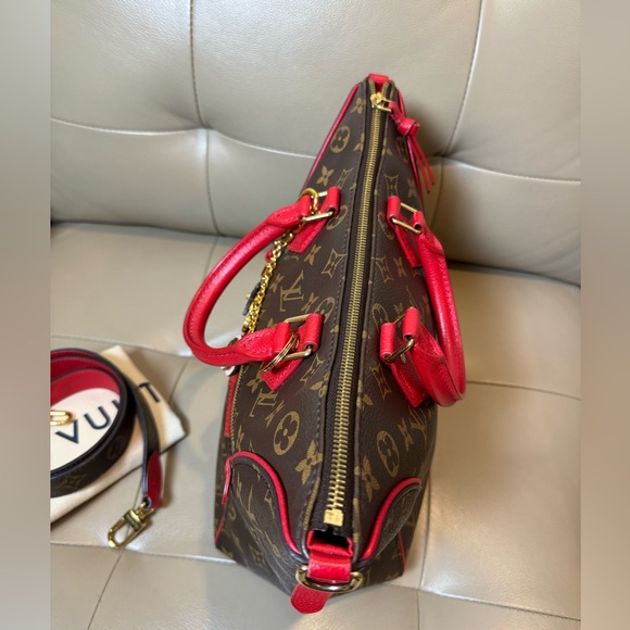 Louis Vuitton Tournelle PM Monogram - Picture 5 of 15